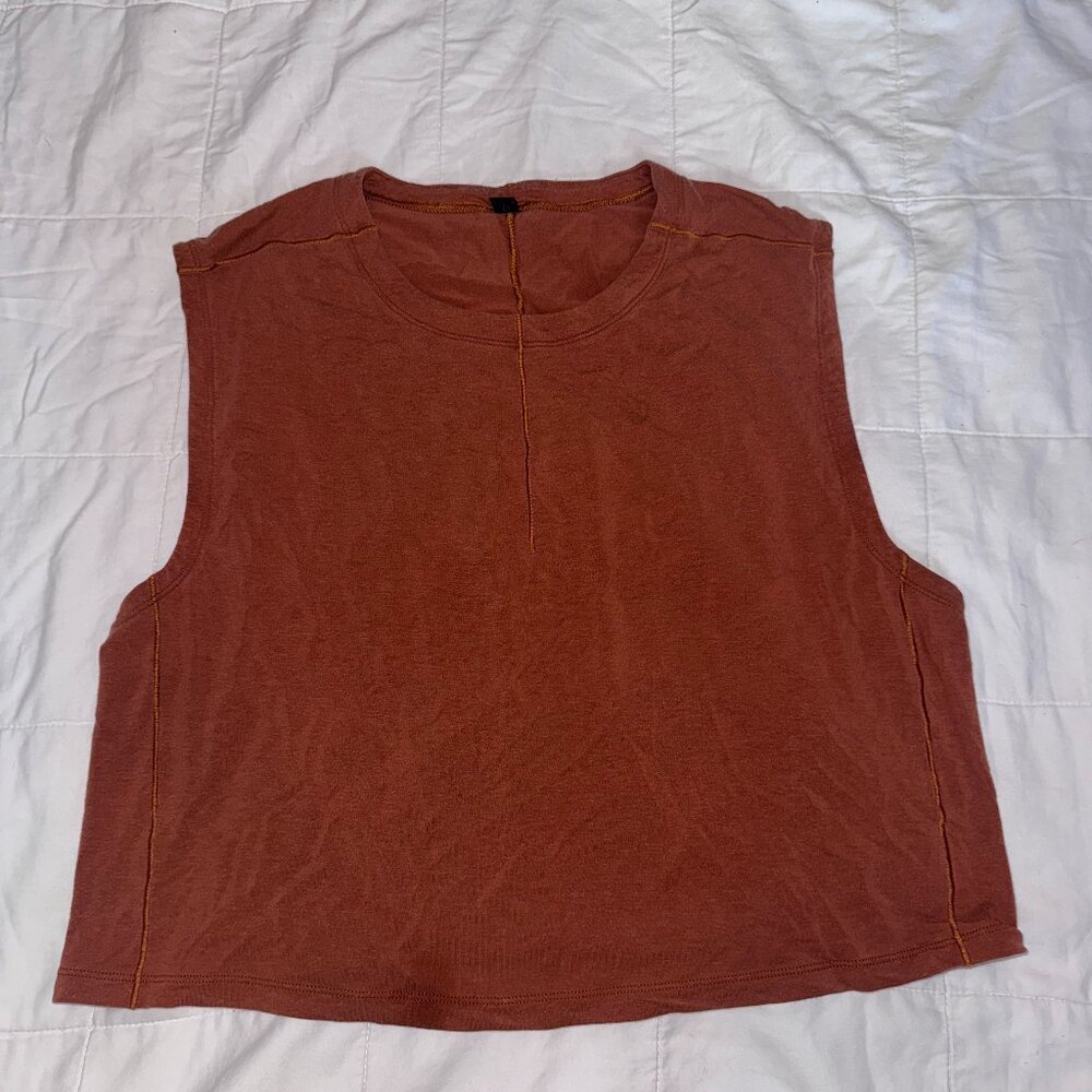 Lululemon tank top